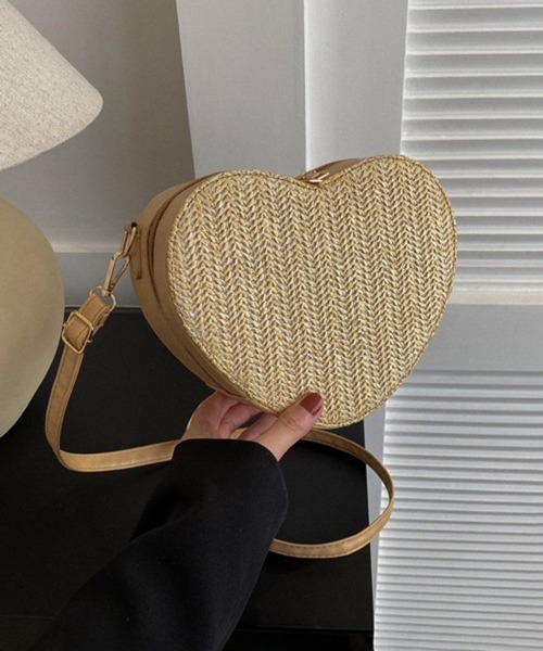 Pochi Pouch(ポチポーチ)の「Pochi Pouch/2way ミニ ハートデザイン わら編み ショルダーバッグ(ショルダーバッグ・レディース・ブラック/ブラウン/ホワイト/ベージュ・FREE)」の21枚目の写真