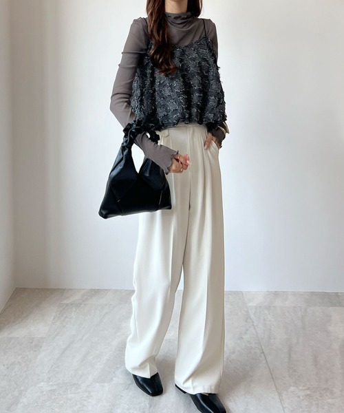 Futier land（フューティアランド）の「スクエアフリンジバルーンキャミビスチェ（キャミソール・レディース・ブラウン/グレイッシュベージュ/ブラック・MEDIUM）」の6枚目の写真