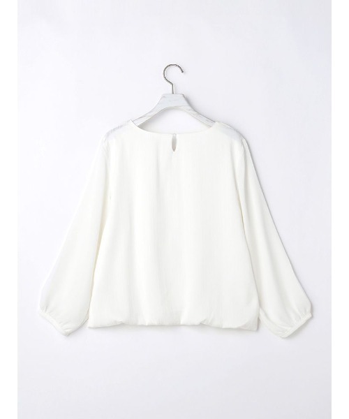 Perfect Suit FActory（パーフェクトスーツファクトリー）の「シャドーストライプ９分袖ブラウス　ホワイト/ベージュ（Tシャツ/カットソー・レディース・オフホワイト/ベージュ・S/M/L）」の8枚目の写真