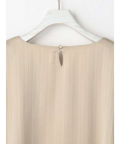 Perfect Suit FActory（パーフェクトスーツファクトリー）の「シャドーストライプ９分袖ブラウス　ホワイト/ベージュ（Tシャツ/カットソー・レディース・オフホワイト/ベージュ・S/M/L）」の7枚目の写真