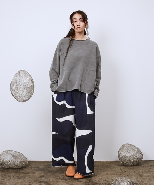 Dulcamara(ドゥルカマラ)の「ピグメントSWカットオフPO(スウェット・メンズ・ブラック/グリーン/ベージュ・0/1)」の13枚目の写真