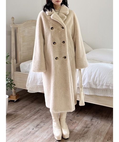 MIIA(ミーア)の「ふわふわロングファーコート(その他アウター・レディース・ベージュ/ブラウン/オフホワイト・FREE)」の12枚目の写真