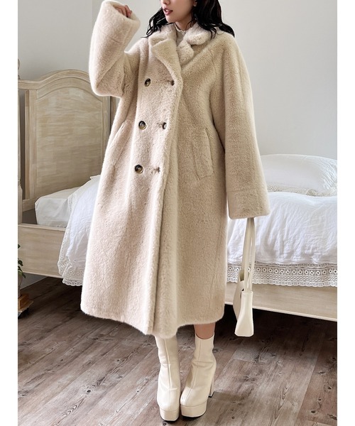 MIIA(ミーア)の「ふわふわロングファーコート(その他アウター・レディース・ベージュ/ブラウン/オフホワイト・FREE)」の18枚目の写真