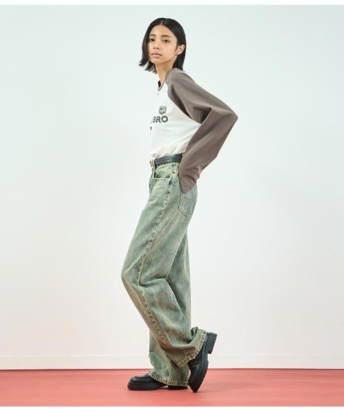 ANAP(アナップ)の「ウォッシュ加工ストレートデニムパンツ(デニムパンツ・レディース・ライトブルー/スミクロ・S/M)」の13枚目の写真