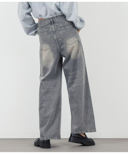 ANAP(アナップ)の「ウォッシュ加工ストレートデニムパンツ(デニムパンツ・レディース・ライトブルー/スミクロ・S/M)」の21枚目の写真