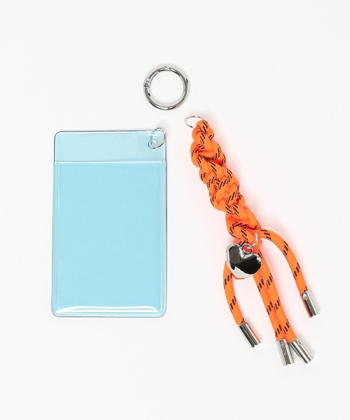 niko and...（ニコアンド）の「オリジナルチャーム付きマルチポケットショルダーバッグ（ショルダーバッグ・レディース・グレー/カーキ/ブラック・0）」の21枚目の写真