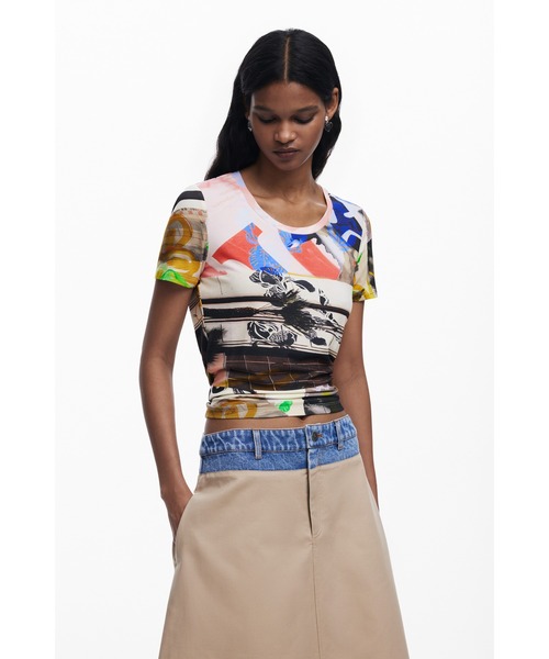 Desigual(デシグアル)の「コラージュプリントTシャツ(Tシャツ/カットソー・レディース・マルチ・XL/L/M/S/XS)」の6枚目の写真
