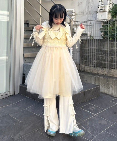 Candy Stripper（キャンディストリッパー）の「TINY RIBBON FLARE パンツ（その他パンツ・レディース・ブラック/アイボリー/ライトグレー・FREE）」の7枚目の写真