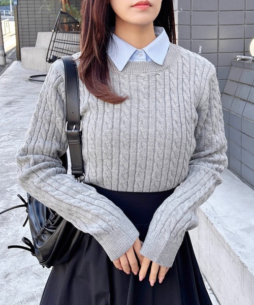 INGNI（イング）の「シャツ襟付ケーブルニット（ニット/セーター・レディース・グレー系4/ホワイト×ブルー/ネイビー系8・M）」の6枚目の写真