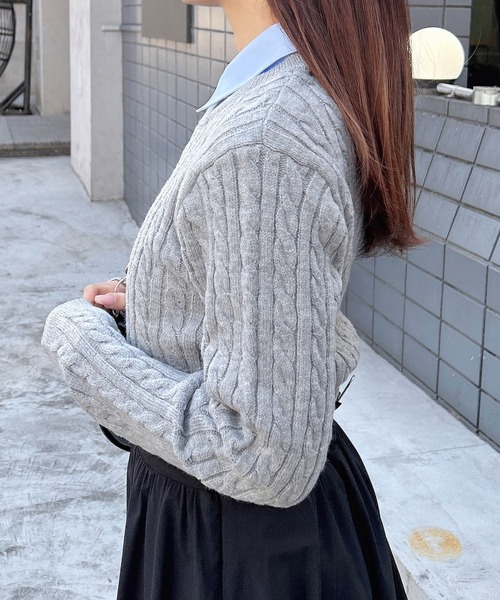 INGNI（イング）の「シャツ襟付ケーブルニット（ニット/セーター・レディース・グレー系4/ホワイト×ブルー/ネイビー系8・M）」の7枚目の写真