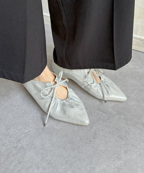 Thevon（ゼボン）の「ギャザーバレエシューズ（パンプス・レディース・ブラック/シルバー・M/L）」の11枚目の写真