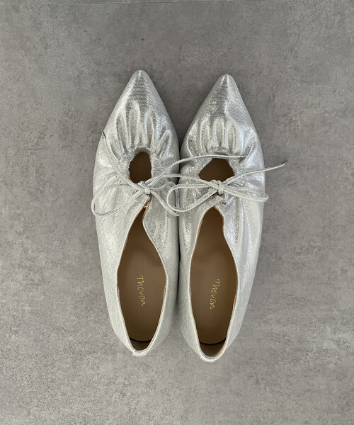 Thevon（ゼボン）の「ギャザーバレエシューズ（パンプス・レディース・ブラック/シルバー・M/L）」の13枚目の写真