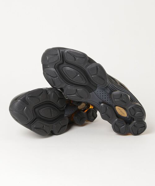 ASICS（アシックス）の「GEL-KINETIC FLUENT 001（スニーカー・メンズ・ブラック・26/27/27.5/26.5/25.5）」の3枚目の写真