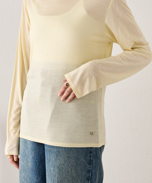 SHENERY（シーナリー）の「《新色登場！/程よいシアー感》レーヨン混シアープルオーバー（Tシャツ/カットソー・レディース・ライトグレー/イエロー/オフホワイト/グレイッシュベージュ/ブラック・FREE）」の10枚目の写真