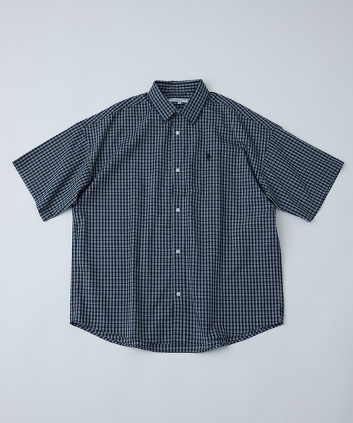 U.S. POLO ASSN.(ユーエスポロアッスン)の「U.S. POLO ASSN./ユーエスポロアッスン 別注 ワンポイント刺繍チェックショートスリーブシャツ(限定展開)(UNISEX)(シャツ/ブラウス・メンズ・ブラック/ブラック系その他/ネイビー/ベージュ/ホワイト系その他・SMALL/MEDIUM/LARGE)」の6枚目の写真
