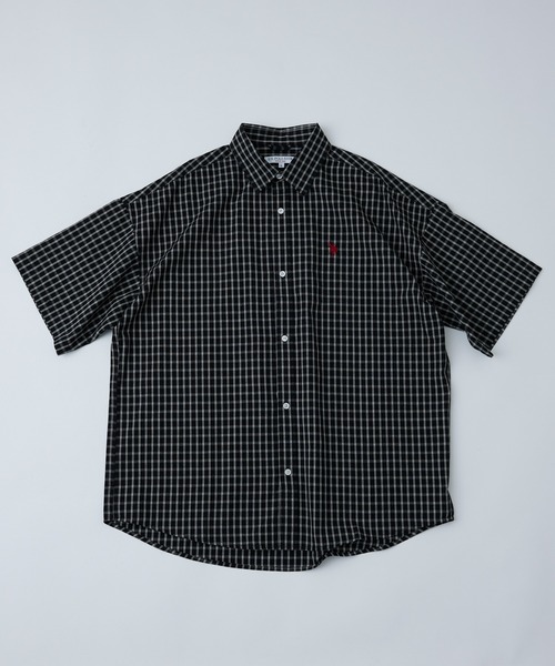 U.S. POLO ASSN.(ユーエスポロアッスン)の「U.S. POLO ASSN./ユーエスポロアッスン 別注 ワンポイント刺繍チェックショートスリーブシャツ(限定展開)(UNISEX)(シャツ/ブラウス・メンズ・ブラック/ブラック系その他/ネイビー/ベージュ/ホワイト系その他・SMALL/MEDIUM/LARGE)」の8枚目の写真