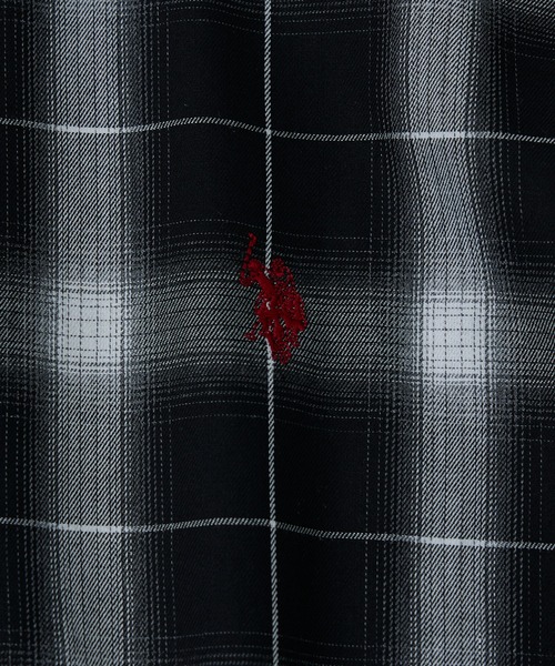 U.S. POLO ASSN.(ユーエスポロアッスン)の「U.S. POLO ASSN./ユーエスポロアッスン 別注 ワンポイント刺繍チェックショートスリーブシャツ(限定展開)(UNISEX)(シャツ/ブラウス・メンズ・ブラック/ブラック系その他/ネイビー/ベージュ/ホワイト系その他・SMALL/MEDIUM/LARGE)」の11枚目の写真