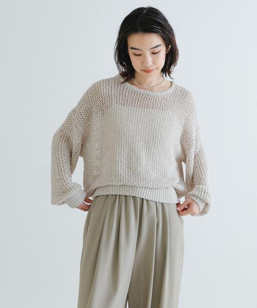 URBAN RESEARCH（アーバンリサーチ）の「『WEB/一部店舗限定カラー』透かし柄ルーズニット（ニット/セーター・レディース・ブラック/オフホワイト/アイボリー/グレー系その他・FREE）」の5枚目の写真