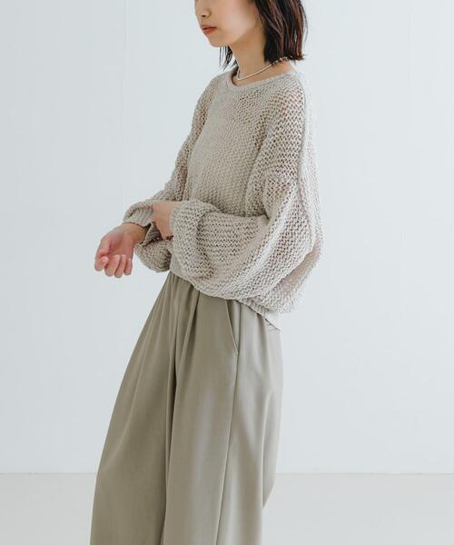 URBAN RESEARCH（アーバンリサーチ）の「『WEB/一部店舗限定カラー』透かし柄ルーズニット（ニット/セーター・レディース・ブラック/オフホワイト/アイボリー/グレー系その他・FREE）」の6枚目の写真