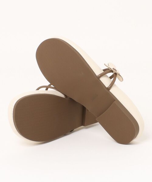 shoes365(シューズスリーシックスファイヴ)の「【shoes 365】フラワーデザインストラップミュールシューズ (SS)(スリッポン・レディース・オフホワイト/ベージュ・23.0cm/22.5cm/25.0cm/24.5cm/24.0cm/23.5cm)」の8枚目の写真