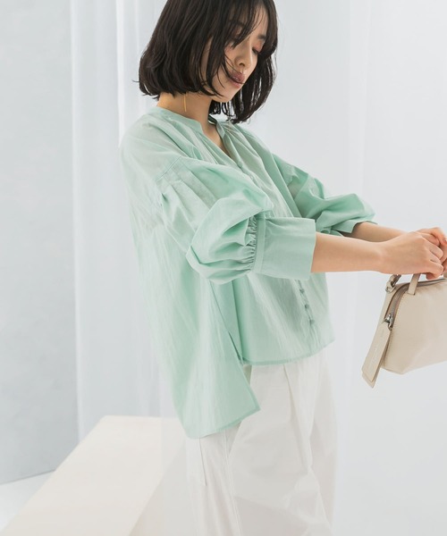 URBAN RESEARCH ROSSO WOMEN（アーバンリサーチ　ロッソ）の「ボタンデザインショートシャツブラウス（シャツ/ブラウス・レディース・キャメル/ミント/アイボリー・FREE）」の7枚目の写真