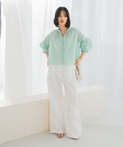 URBAN RESEARCH ROSSO WOMEN（アーバンリサーチ　ロッソ）の「ボタンデザインショートシャツブラウス（シャツ/ブラウス・レディース・キャメル/ミント/アイボリー・FREE）」の8枚目の写真