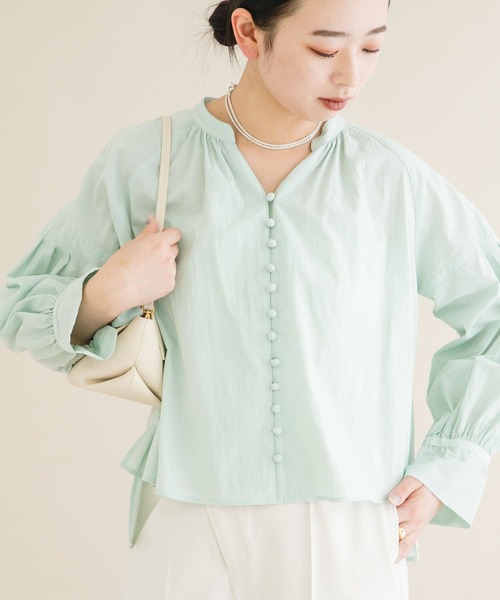 URBAN RESEARCH ROSSO WOMEN（アーバンリサーチ　ロッソ）の「ボタンデザインショートシャツブラウス（シャツ/ブラウス・レディース・キャメル/ミント/アイボリー・FREE）」の9枚目の写真