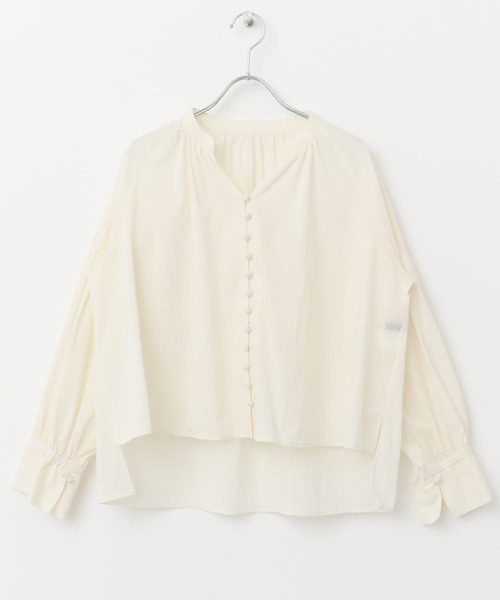 URBAN RESEARCH ROSSO WOMEN（アーバンリサーチ　ロッソ）の「ボタンデザインショートシャツブラウス（シャツ/ブラウス・レディース・キャメル/ミント/アイボリー・FREE）」の6枚目の写真