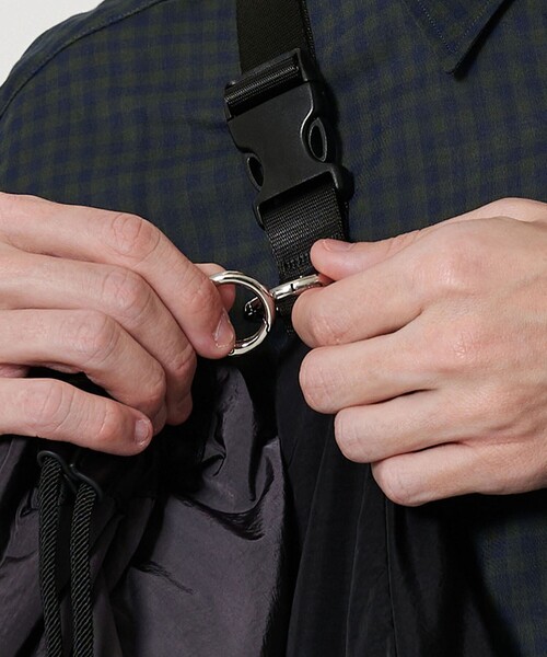 BEAUTY&YOUTH UNITED ARROWS（ビューティーアンドユースユナイテッドアローズ）の「ライト ナイロン クロス ショルダーバッグ（ショルダーバッグ・メンズ・ブラック/ケリーグリーン/コバルトブルー・FREE）」の17枚目の写真