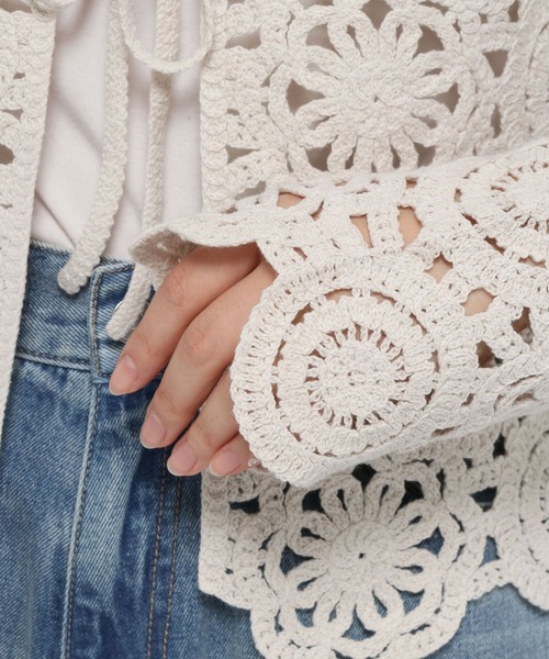 LOWRYS FARM（ローリーズファーム）の「クロシェ２ＷＡＹカーディガン　324470（カーディガン/ボレロ・レディース・ブラック/アイボリー/イエロー・FREE）」の10枚目の写真