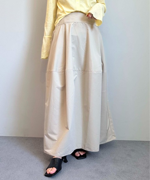 1chaku.(イッチャク)の「バレルデザインスカート(スカート・レディース・ブラック/ライトグリーン/チャコール/サンドベージュ/ライトブルーグレー・マルチサイズ)」の8枚目の写真