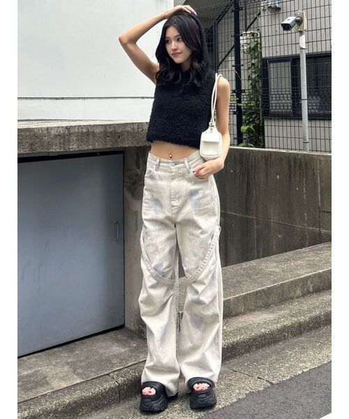 EMODA(エモダ)の「シャギーフードニットタンクトップ(ニット/セーター・レディース・アイボリー/ブラック/グレー・FREE)」の18枚目の写真