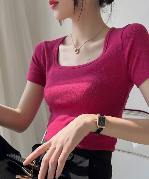 deux amour(ドゥーザムール)の「クルーネック半袖Tシャツ(Tシャツ/カットソー・レディース・カーキ/ブラック/レッド/ホワイト・FREE)」の7枚目の写真