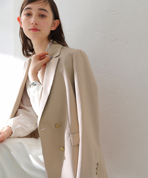 La TOTALITE(ラトータリテ)の「T/Rダブルブレストジャケット(テーラードジャケット・レディース・ベージュ/ネイビー・38/36/40)」の5枚目の写真