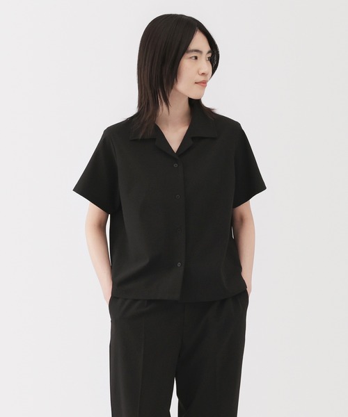 無印良品（ムジルシリョウヒン）の「婦人　風を通す　ストレッチサッカー　オープンカラー半袖シャツ（シャツ/ブラウス・レディース・ブルー系/オフホワイト/ブラック・XL/S/M/L）」の3枚目の写真