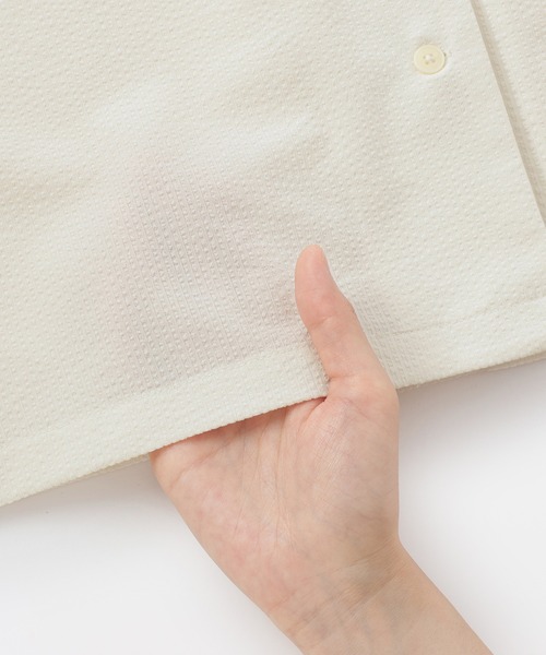 無印良品（ムジルシリョウヒン）の「婦人　風を通す　ストレッチサッカー　オープンカラー半袖シャツ（シャツ/ブラウス・レディース・ブルー系/オフホワイト/ブラック・XL/S/M/L）」の11枚目の写真