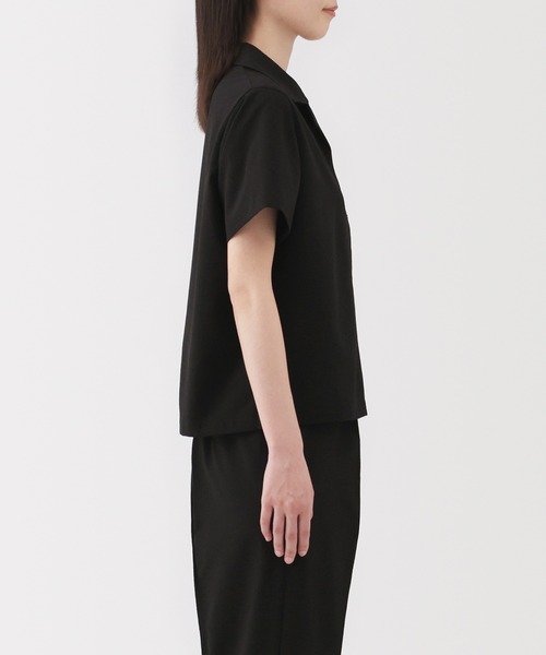 無印良品（ムジルシリョウヒン）の「婦人　風を通す　ストレッチサッカー　オープンカラー半袖シャツ（シャツ/ブラウス・レディース・ブルー系/オフホワイト/ブラック・XL/S/M/L）」の14枚目の写真