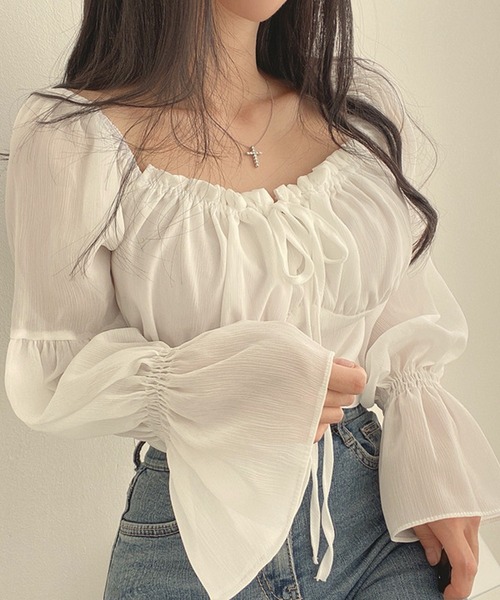 CERCA（チェルカ）の「Nia(ニア)/シースルーボリュームフリルブラウス（シャツ/ブラウス・レディース・ピンク/ホワイト・LARGE/SMALL/MEDIUM）」の2枚目の写真