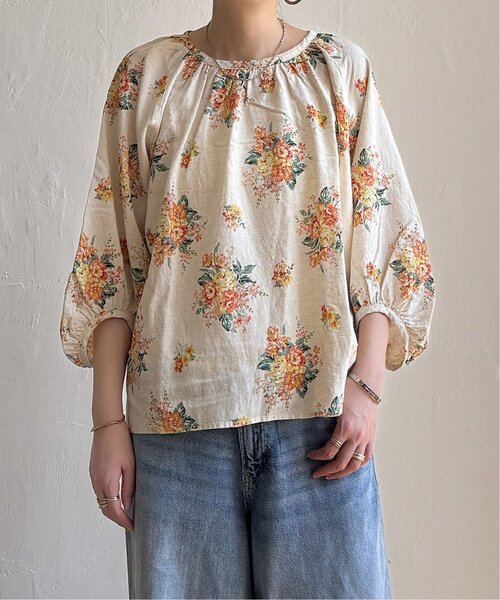 LBC（エルビーシー）の「リネン混ブーケプリントパフスリーブ（シャツ/ブラウス・レディース・オレンジ/ブルー・M）」の5枚目の写真