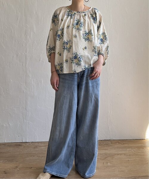 LBC（エルビーシー）の「リネン混ブーケプリントパフスリーブ（シャツ/ブラウス・レディース・オレンジ/ブルー・M）」の8枚目の写真