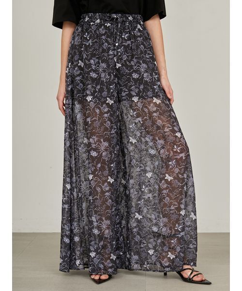 styling/（スタイリング）の「【styling/×KEITA MARUYAMA】シアージャガードパンツ（その他パンツ・レディース・ホワイト/ネイビー/ブラック・1/0）」の12枚目の写真