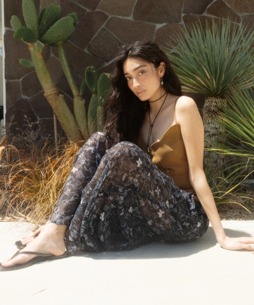 styling/（スタイリング）の「【styling/×KEITA MARUYAMA】シアージャガードパンツ（その他パンツ・レディース・ホワイト/ネイビー/ブラック・1/0）」の6枚目の写真