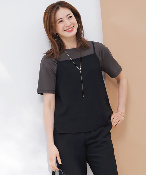 23区 S(ニジュウサンクチイサイサイズ)の「【速乾性/汗じみ防止】半袖 クロップド IT Tシャツ(Tシャツ/カットソー・レディース・ホワイト系/ダークブラウン系/スカイブルー系/ライトオレンジ系/ベージュ系・32)」の3枚目の写真