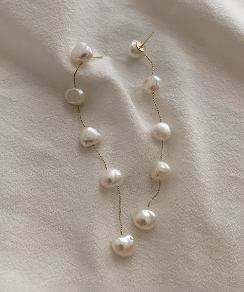 blackdia ocean(ブラックダイヤオーシャン)の「blackdia ocean バロックパール チェーンピアス/イヤリング(ピアス(両耳用)・レディース・ゴールド系その他/ゴールド・FREE)」の4枚目の写真