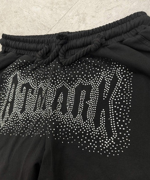 ATMARK(アットマーク)の「《フリーサイズ / UNISEX 》ATMARK オールドイングリッシュロゴハーフパンツ サガラ刺繍 ラインストーン(スウェットパンツ・メンズ・ブルー系その他/ピンク/チャコールグレー/ターコイズブルー/カーキ・FREE)」の21枚目の写真