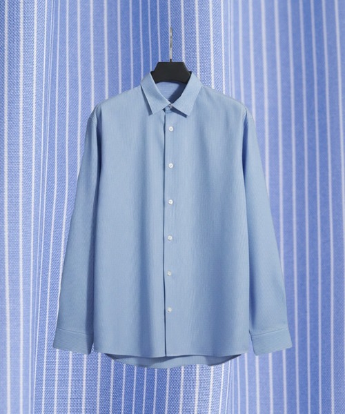 UNITED TOKYO(ユナイテッドトウキョウ)の「大人気再入荷!【WEB限定】DRY RAYON ストライプリラックスシャツ |国産/防シワ性/ウォッシャブル/オールシーズン/大人気/速乾性/UVカット/オフィスカジュアル/ビジネス/通勤(シャツ/ブラウス・メンズ・サックスブルー/オフホワイト/ベージュ・1/2/3)」の1枚目の写真