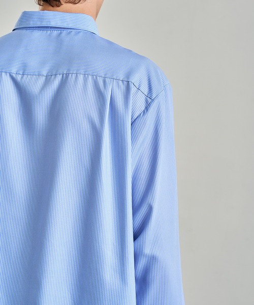 UNITED TOKYO(ユナイテッドトウキョウ)の「大人気再入荷!【WEB限定】DRY RAYON ストライプリラックスシャツ |国産/防シワ性/ウォッシャブル/オールシーズン/大人気/速乾性/UVカット/オフィスカジュアル/ビジネス/通勤(シャツ/ブラウス・メンズ・サックスブルー/オフホワイト/ベージュ・1/2/3)」の21枚目の写真