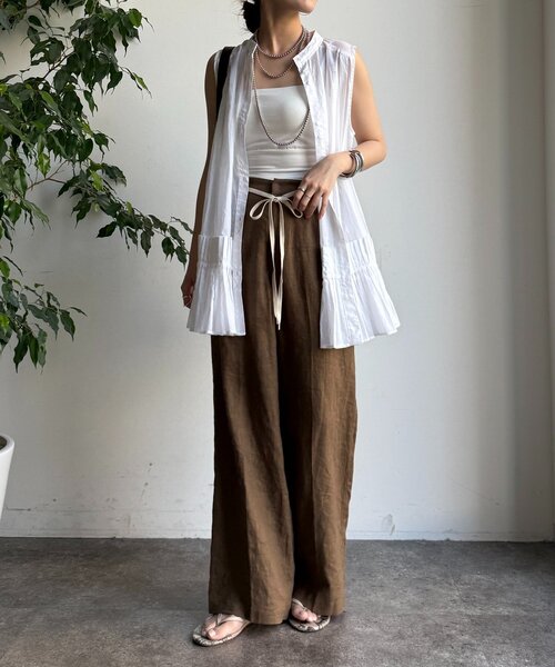 DouDou（ドゥドゥ）の「プリーツ切替タンクブラウス（シャツ/ブラウス・レディース・ホワイト/ブラウン/ブラック・FREE）」の7枚目の写真