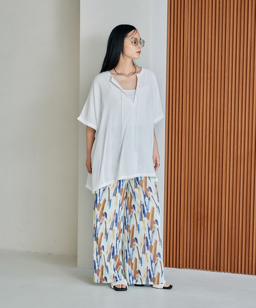 LEPSIM（レプシィム）の「カフタンポンチョブラウス　497432（シャツ/ブラウス・レディース・ブラック/オフホワイト/ベージュ・FREE）」の15枚目の写真