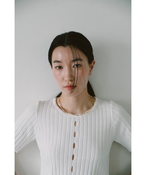 DRWCYS(ドロシーズ)の「ハーフスリーブアイレットリブトップス(ニット/セーター・レディース・ホワイト/ブラック/グレー/グリーン・FREE)」の5枚目の写真